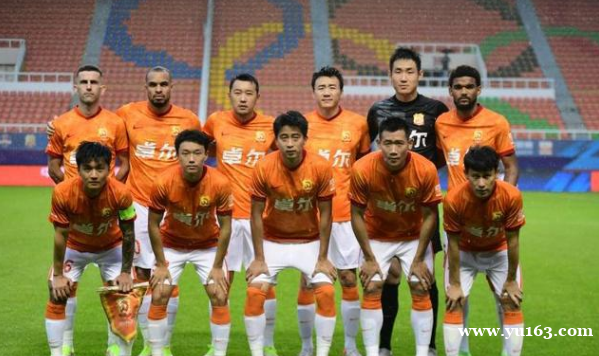 足球报：武汉长江俱乐部已于今日发放了三个月工资