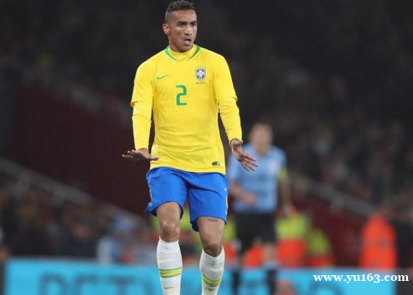 达尼洛，内马尔脚踝有些肿胀 希望巴西能赢世界杯冠军