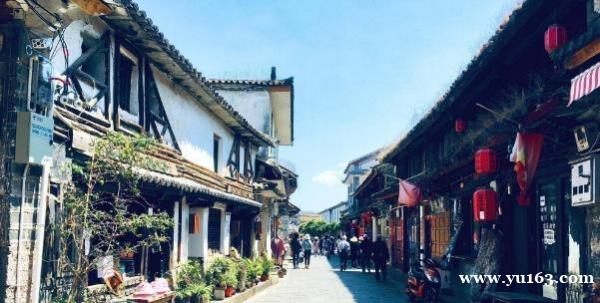 云南最富有的古镇，被誉为白族第一镇，曾可与徽商媲美 