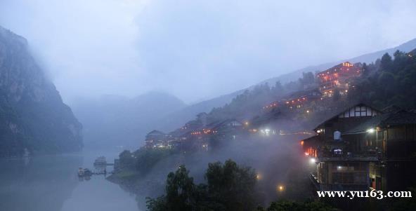 重庆这个“低调”的古镇，被誉为“一脚跨三镇”，很多人都不知道 