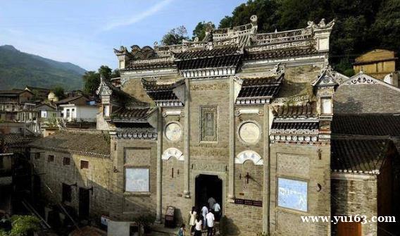 陕西有一座小众的千年古镇，交通便利，被誉为小汉口，却鲜为人知 