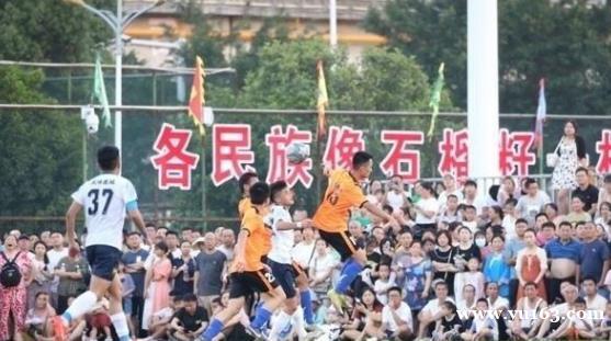 能与梅西抢热度的恐怕仅村超  这是足球本该有的样子