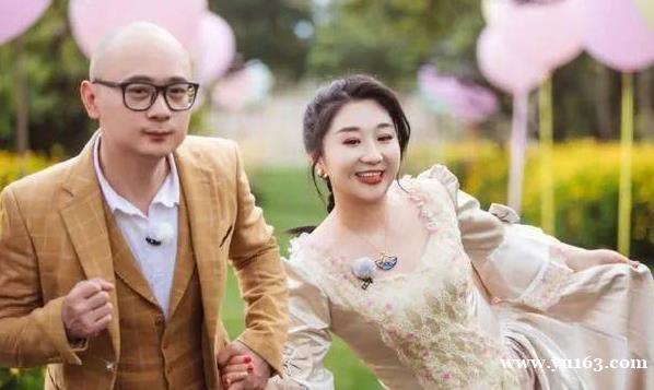 傅首尔和老刘的婚姻裂痕   早在3年前就有迹可循了 