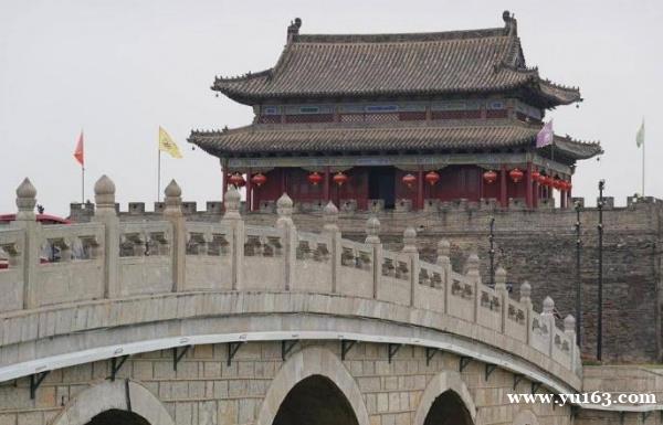 商丘在这座城市里   有一个不能错过的景点——商丘古城 