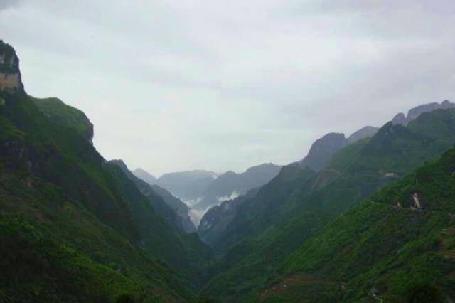 重庆“第一高峰”阴条岭：海拔达2796.8米，远超泰山，距重庆6小时车程